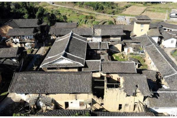 命格阴阳颠倒之谜:探讨生活与命运的奇妙关系 命格阴阳颠倒之谜:探讨生活与命运的奇妙关系
