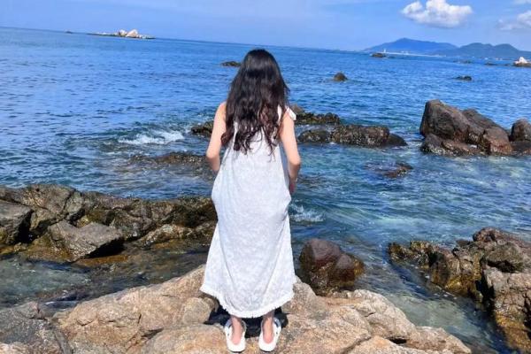 探索女孩农历二月初四的命运与性格特征 探索女孩农历二月初四的命运与性格特征