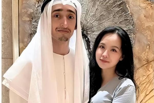 探索六亲如冰碳命格的深意:人生的冷暖与决策之道 探索六亲如冰碳命格的深意:人生的冷暖与决策之道