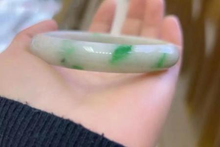 女人佩戴手镯如何旺夫，助运增福的秘密解析！