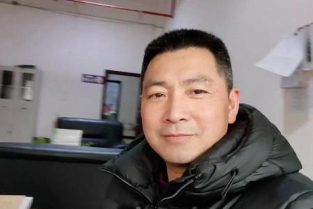 命带华盖的男人：揭示命运与人生的神秘密码