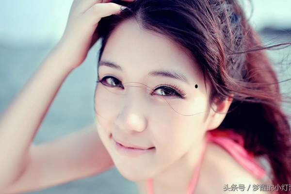 眉毛形状与财运的关系:探索财富命相的奥秘 眉毛形状与财运的关系:探索财富命相的奥秘