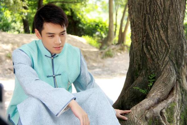 命理深探:桃花劫的神秘与启示 命理深探:桃花劫的神秘与启示
