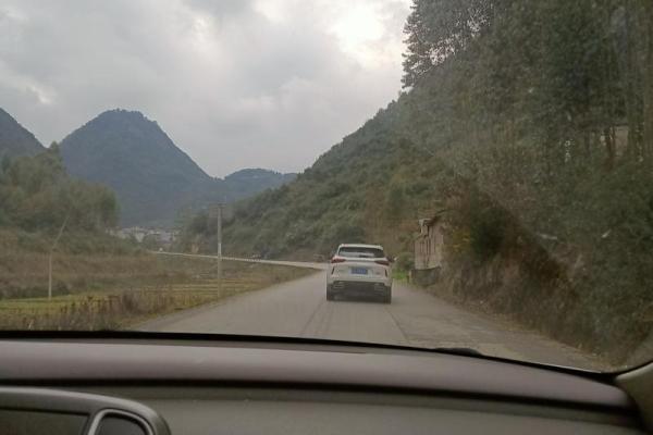 路边土命与合适命理的和谐相生之道 路边土命与合适命理的和谐相生之道