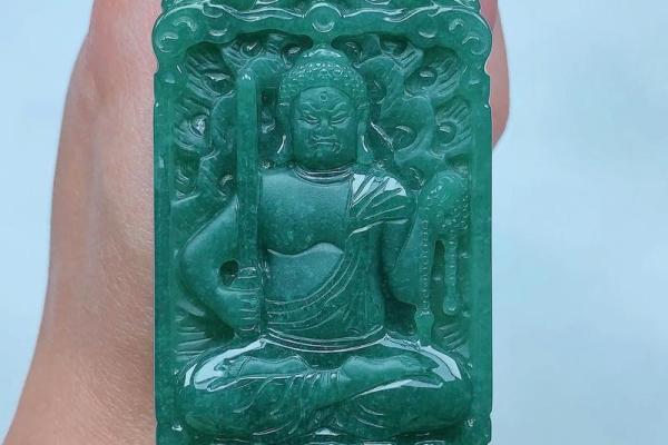 揭秘命里缺金的人适合佩戴的吊坠,提升运势的秘密! 揭秘命里缺金的人适合佩戴的吊坠,提升运势的秘密!