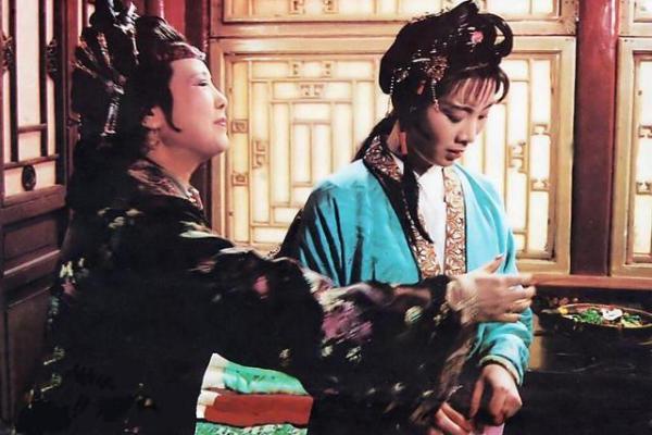 命妇中的“命”字:探究命运与责任的深层含义 命妇中的“命”字:探究命运与责任的深层含义