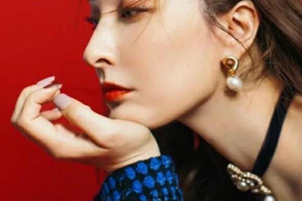 命带七杀星的女孩:神秘而独特的魅力体现 命带七杀星的女孩:神秘而独特的魅力体现