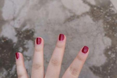 女孩手指短粗的命运解读：她们的独特之美与人生轨迹