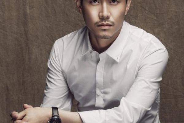 炉中火命男人的肤色选择与个性魅力探讨 炉中火命男人的肤色选择与个性魅力探讨
