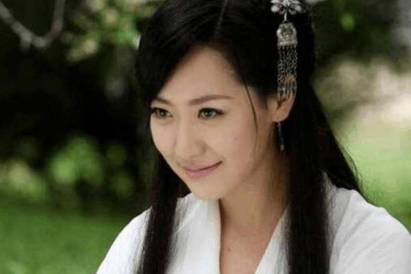 命带挑花的女人,她的命运与人生抉择 命带挑花的女人,她的命运与人生抉择