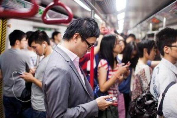 炉中火命与手机选择:如何找到最适合你的智能设备? 炉中火命与手机选择:如何找到最适合你的智能设备?