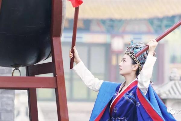 命妇入宫自称何如:宫中礼仪的细腻与重要性 命妇入宫自称何如:宫中礼仪的细腻与重要性