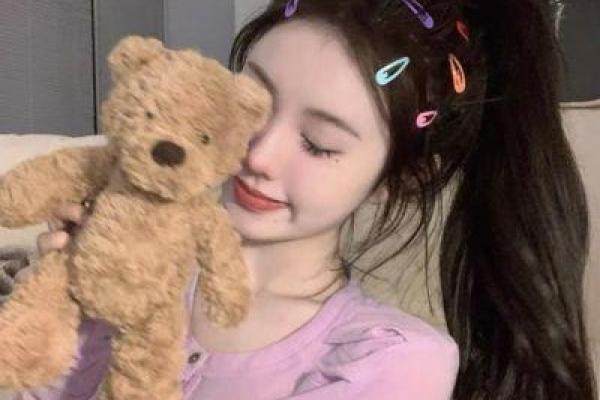 菱形脸大嘴巴女人命运揭秘:她们的个性与人生轨迹 菱形脸大嘴巴女人命运揭秘:她们的个性与人生轨迹