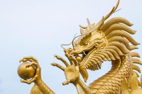 六月出生的龙命:赋予命运的独特魅力与智慧 六月出生的龙命:赋予命运的独特魅力与智慧