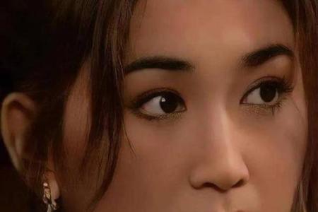 揭秘：长方脸女性的命运与性格特征