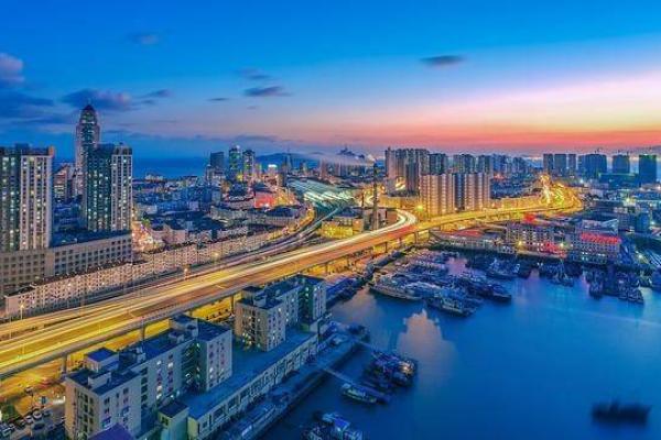命局解析:内外冲突的深层含义与应对策略 命局解析:内外冲突的深层含义与应对策略