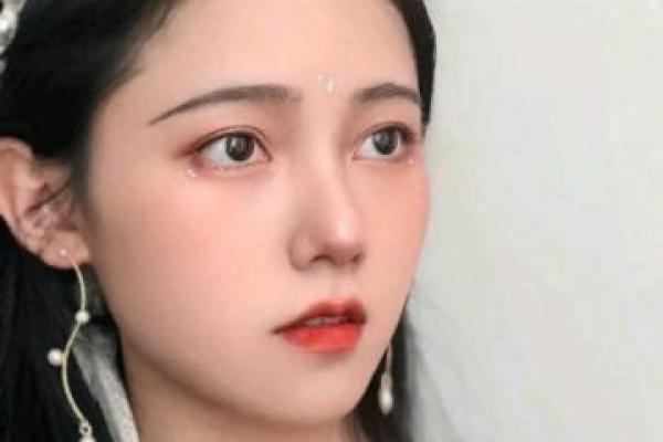 路旁土命微信名字选择指南,让你更具个性魅力! 路旁土命微信名字选择指南,让你更具个性魅力!