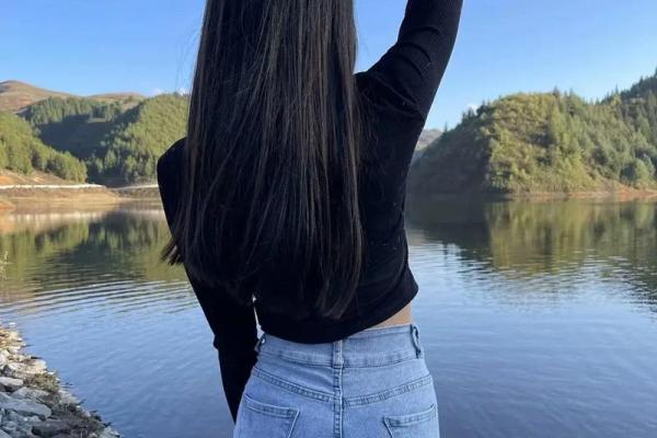 什么样的命运与翘臀女人相伴:身材与人生的关联探秘 什么样的命运与翘臀女人相伴:身材与人生的关联探秘