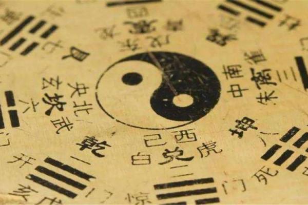 女命八字走官的深层含义与人生启示 女命八字走官的深层含义与人生启示