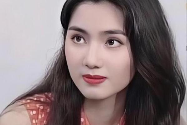 1992年女命解析:探索她的命运与未来的无限可能 1992年女命解析:探索她的命运与未来的无限可能